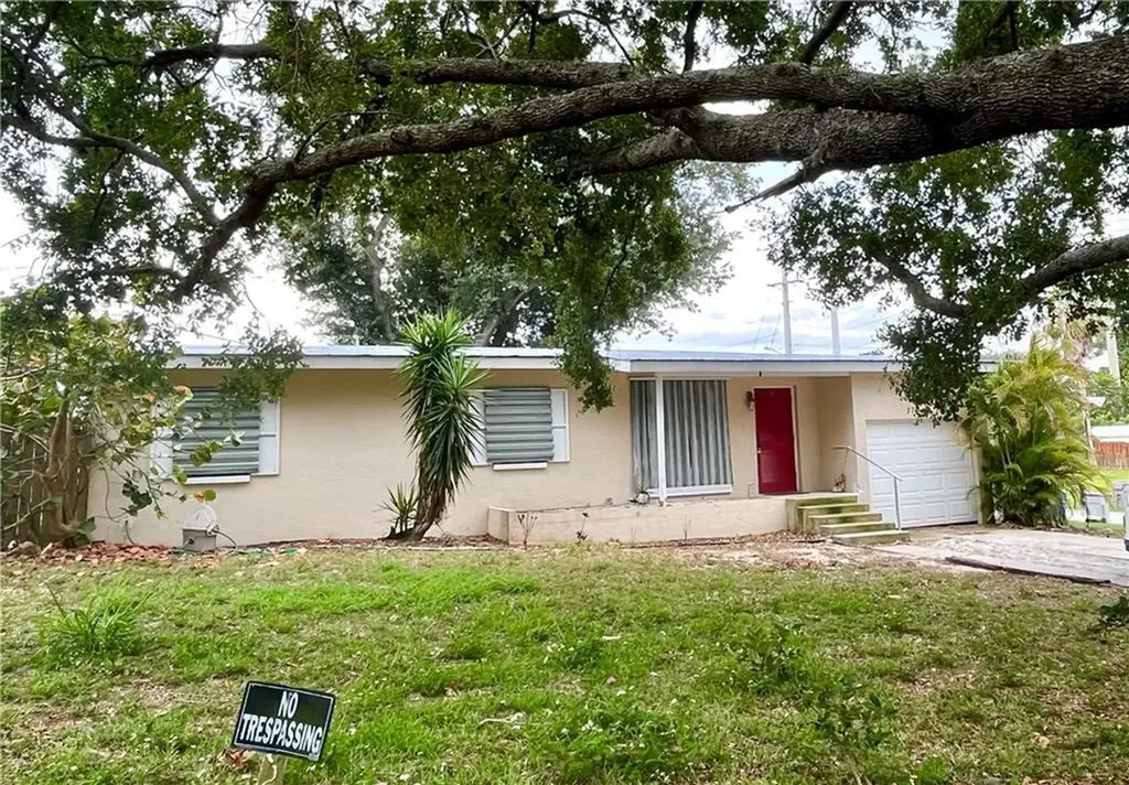 173 Highland Drive SW Vero Beach FL 32962