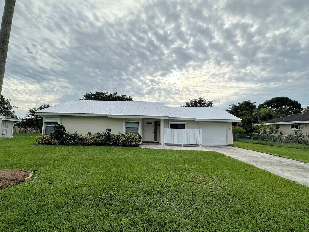 750 SW Belmont Circle Port St Lucie FL 34953