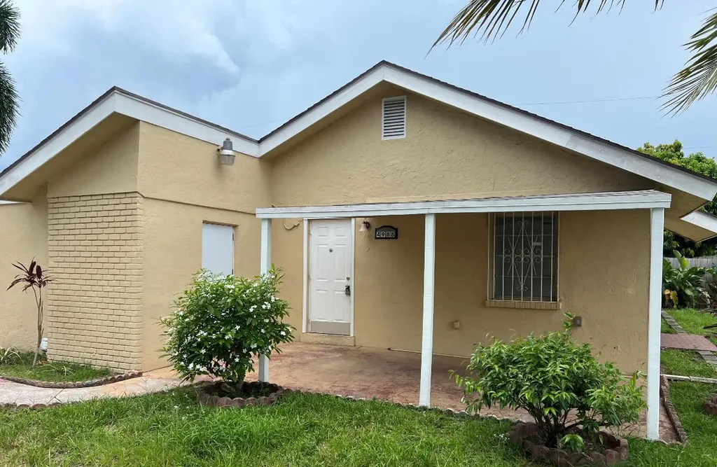 4988 Ohio Road Lake Worth FL 33463