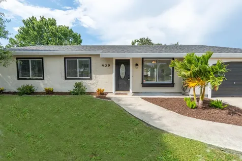 409 SW Eastport Circle Port St Lucie FL 34953