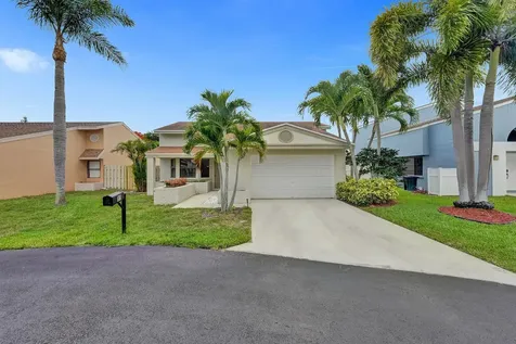 11 Kyle Way Boynton Beach FL 33426