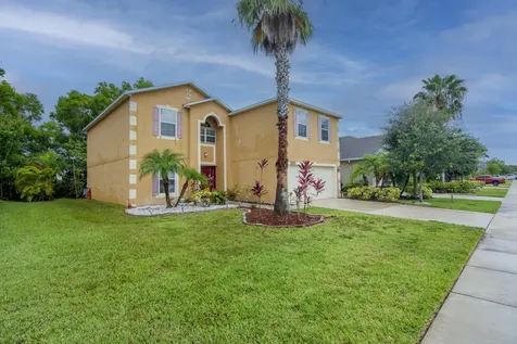5265 NW Wisk Fern Circle Port St Lucie FL 34986