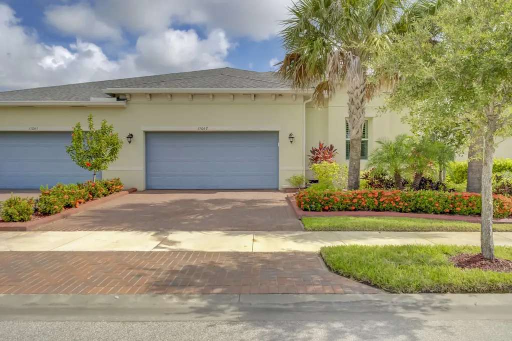 11067 SW Winding Lakes Circle Port St Lucie FL 34987