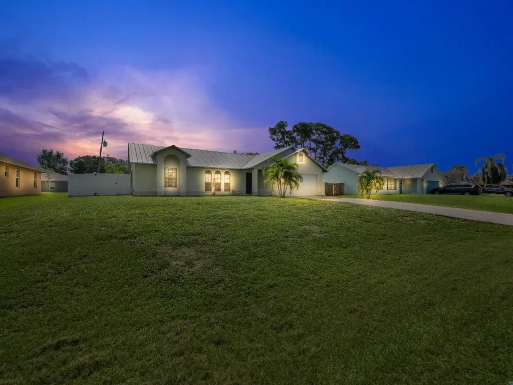 3555 SW Masilunas Street Port St Lucie FL 34953