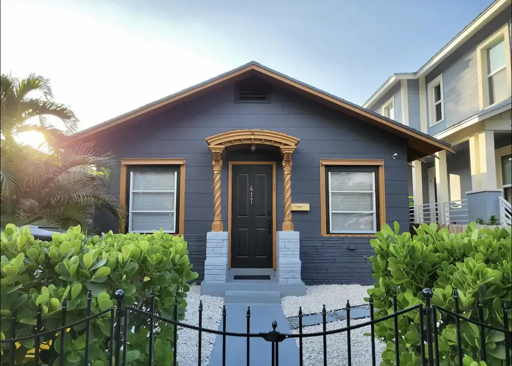 417 S J Street Lake Worth Beach FL 33460