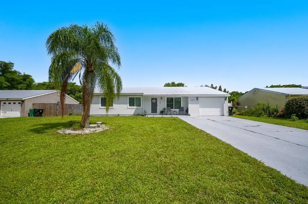 2043 SE New York Street Port St Lucie FL 34952