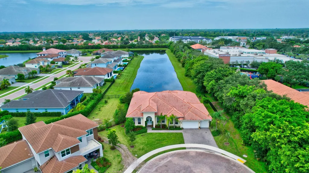 9762 Captiva Circle Boynton Beach FL 33437