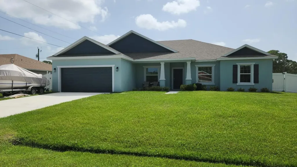 1843 SW Renfro Street Port St Lucie FL 34953