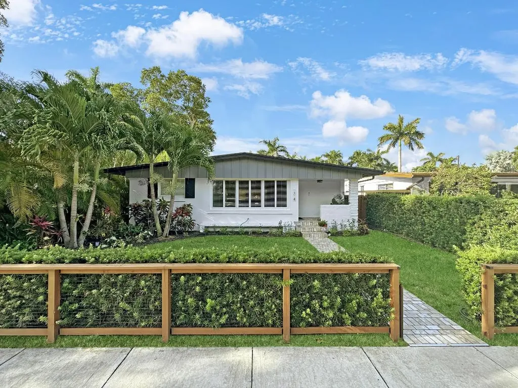 1314 Tyler Street Hollywood FL 33019