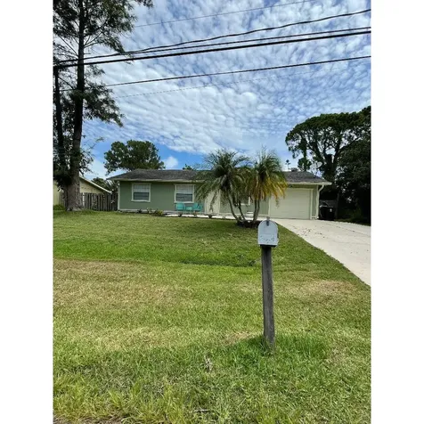 407 SW Duval Avenue Port St Lucie FL 34983