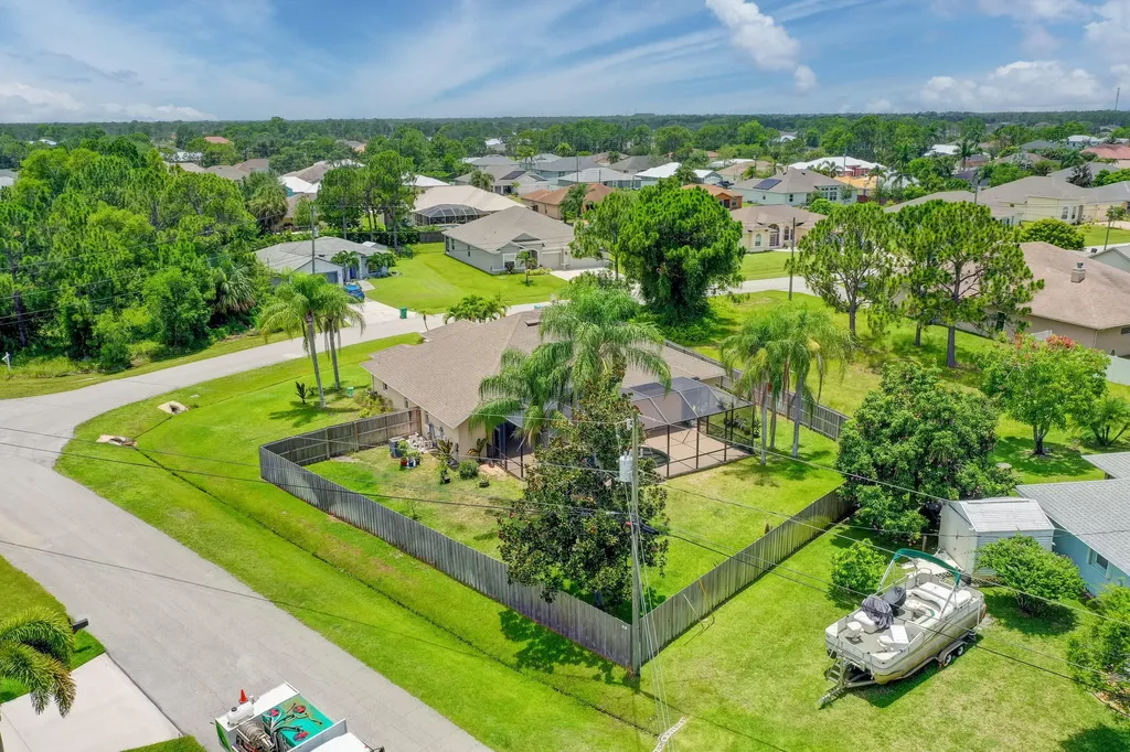5631 NW Crocus Avenue Port St Lucie FL 34986
