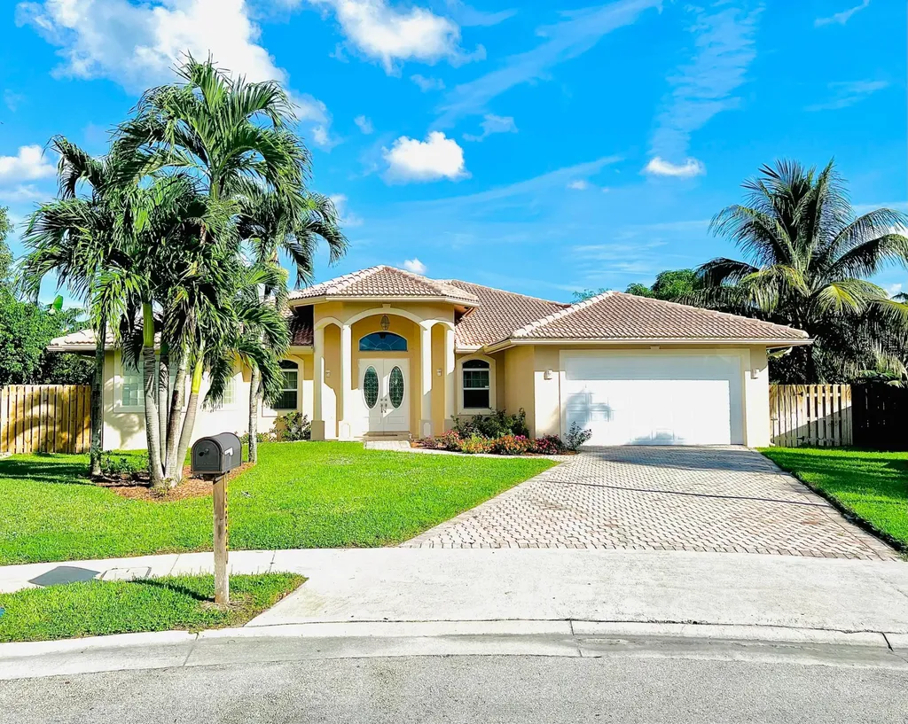 13620 Folkestone Court Wellington FL 33414