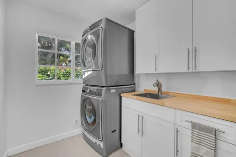 1 Tam O Shanter Lane Boca Raton FL 33431