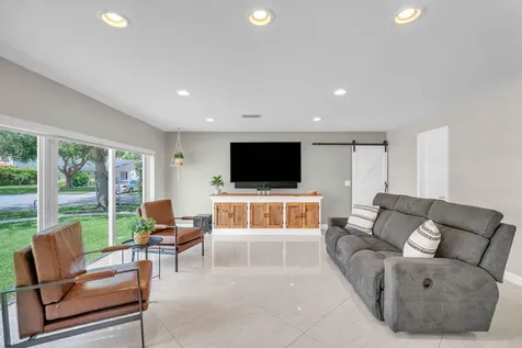 1 Tam O Shanter Lane Boca Raton FL 33431