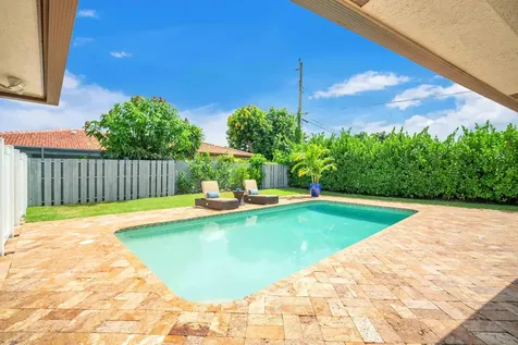 1 Tam O Shanter Lane Boca Raton FL 33431