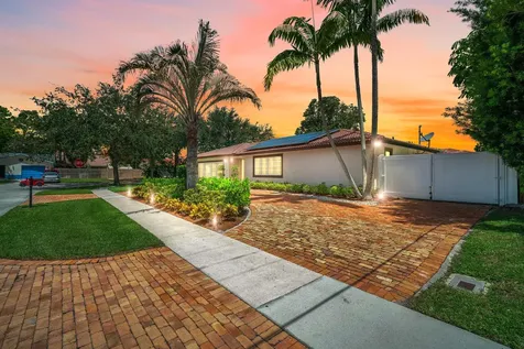 1 Tam O Shanter Lane Boca Raton FL 33431