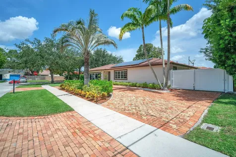 1 Tam O Shanter Lane Boca Raton FL 33431
