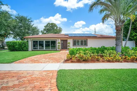 1 Tam O Shanter Lane Boca Raton FL 33431