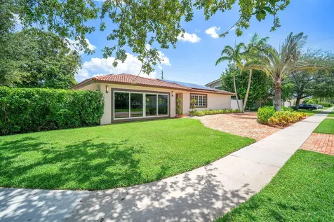 1 Tam O Shanter Lane Boca Raton FL 33431