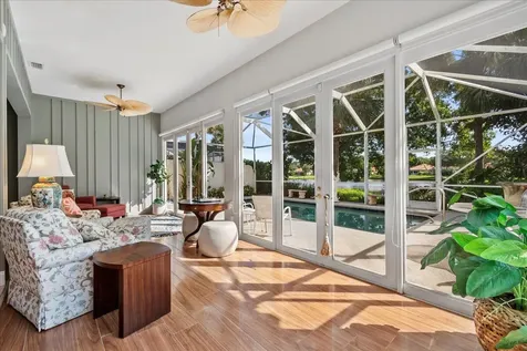 258 E Tall Oaks Circle Palm Beach Gardens FL 33410