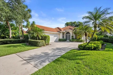258 E Tall Oaks Circle Palm Beach Gardens FL 33410