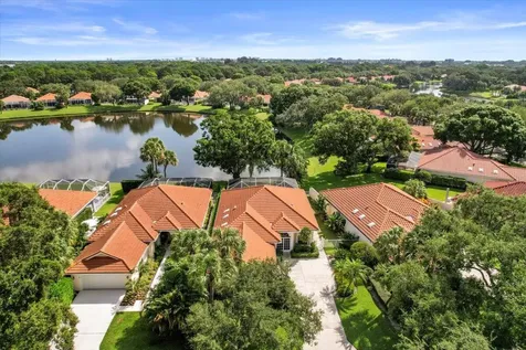 258 E Tall Oaks Circle Palm Beach Gardens FL 33410