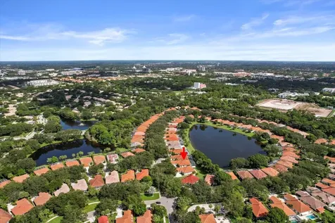 258 E Tall Oaks Circle Palm Beach Gardens FL 33410