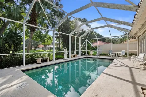 258 E Tall Oaks Circle Palm Beach Gardens FL 33410