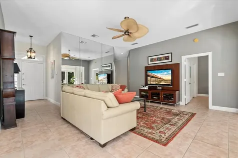 258 E Tall Oaks Circle Palm Beach Gardens FL 33410