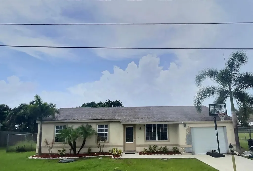 2371 SE Merrill Road Port St Lucie FL 34952
