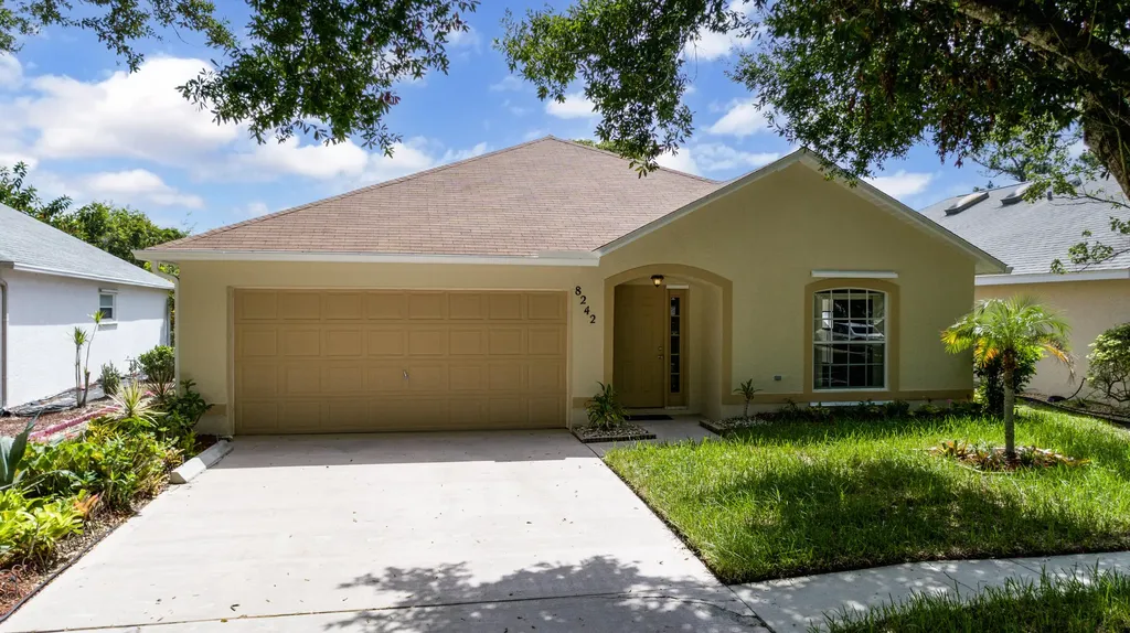 8242 Maidencane Place Port St Lucie FL 34952