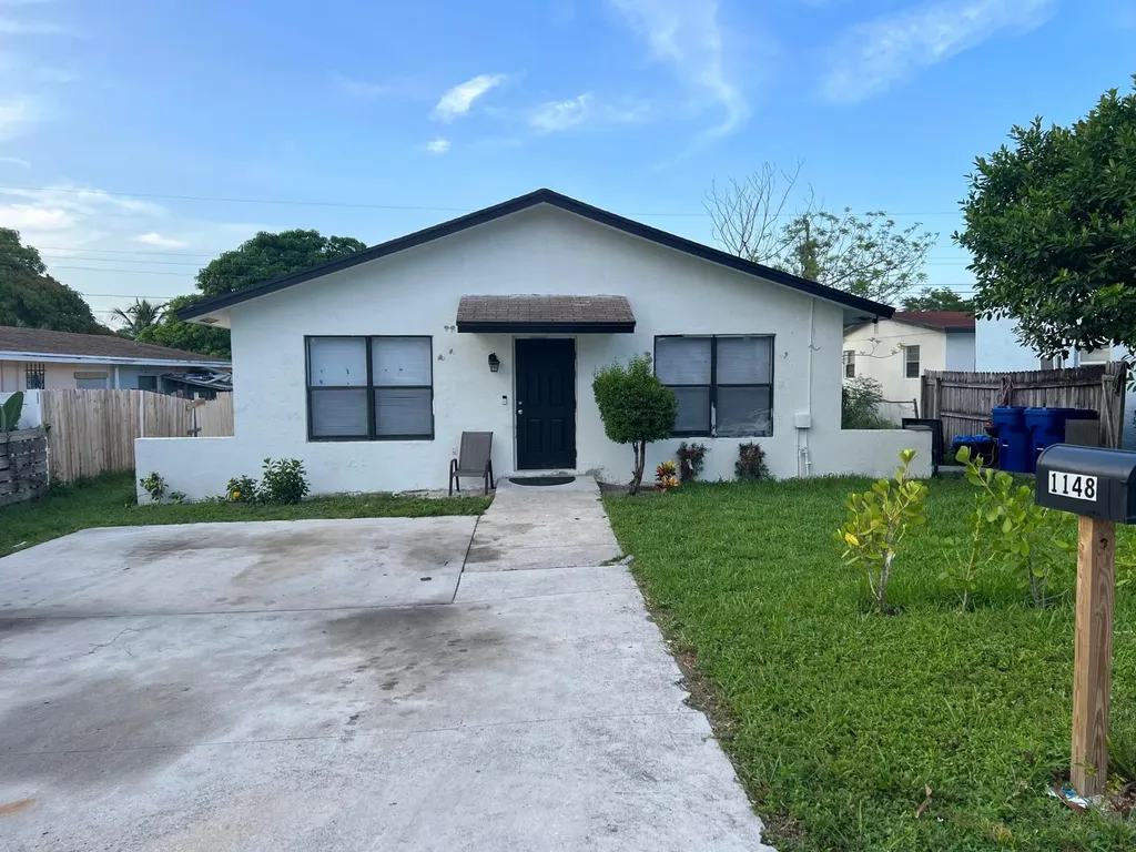 1148 W 31st Street Riviera Beach FL 33404