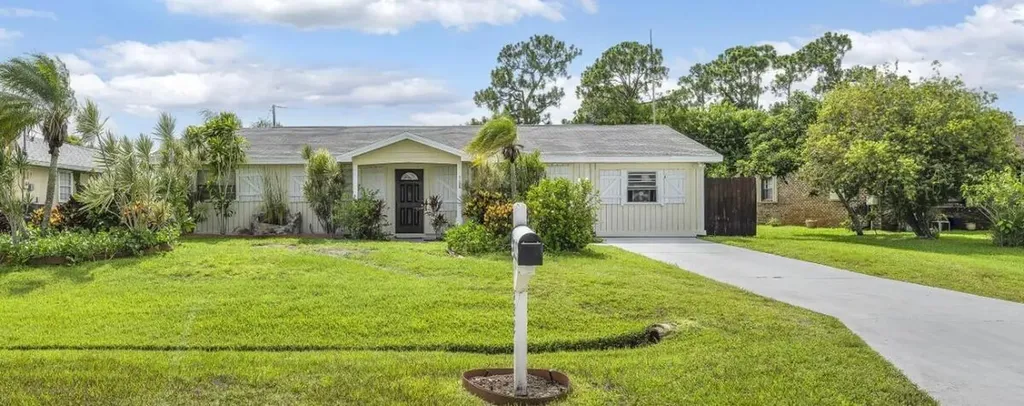 722 NW Virginia Street Port St Lucie FL 34983