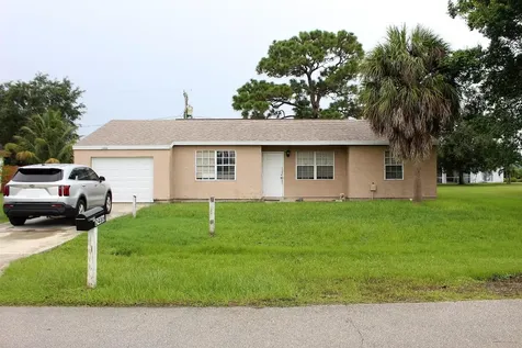 2486 SE Rock Springs Drive Port St Lucie FL 34952