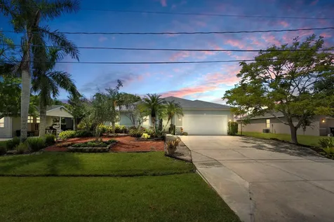1274 SW Emerald Avenue Port St Lucie FL 34953
