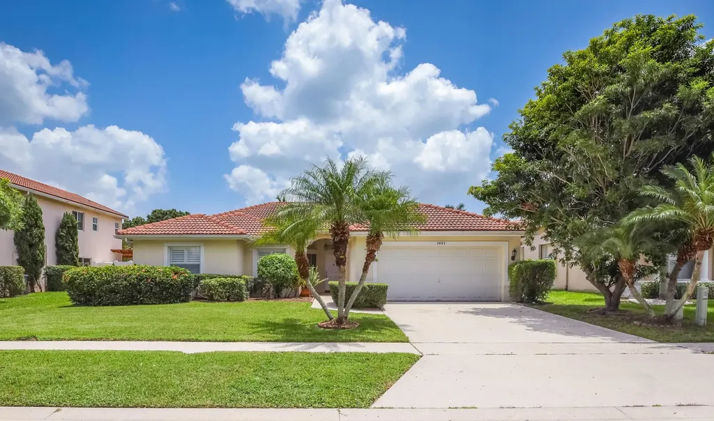 5893 Las Colinas Circle Lake Worth FL 33463