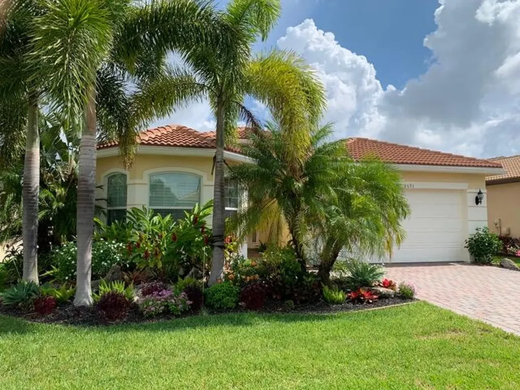 8693 Cathedral Peak Court Boynton Beach FL 33473