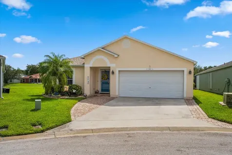 1390 9th Place Vero Beach FL 32960