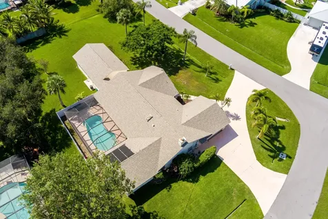 1997 SW Aaron Lane Port St Lucie FL 34953