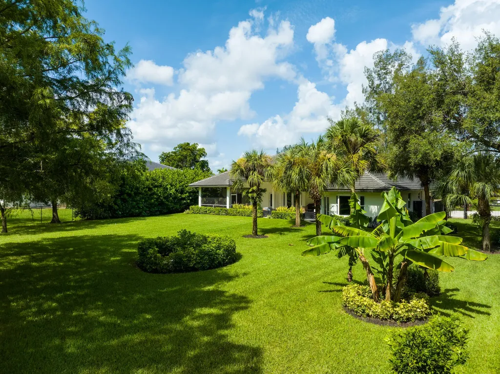 6836 NW 66th Way Parkland FL 33067