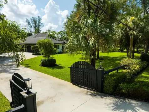 6836 NW 66th Way Parkland FL 33067
