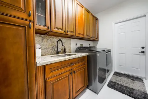 6836 NW 66th Way Parkland FL 33067