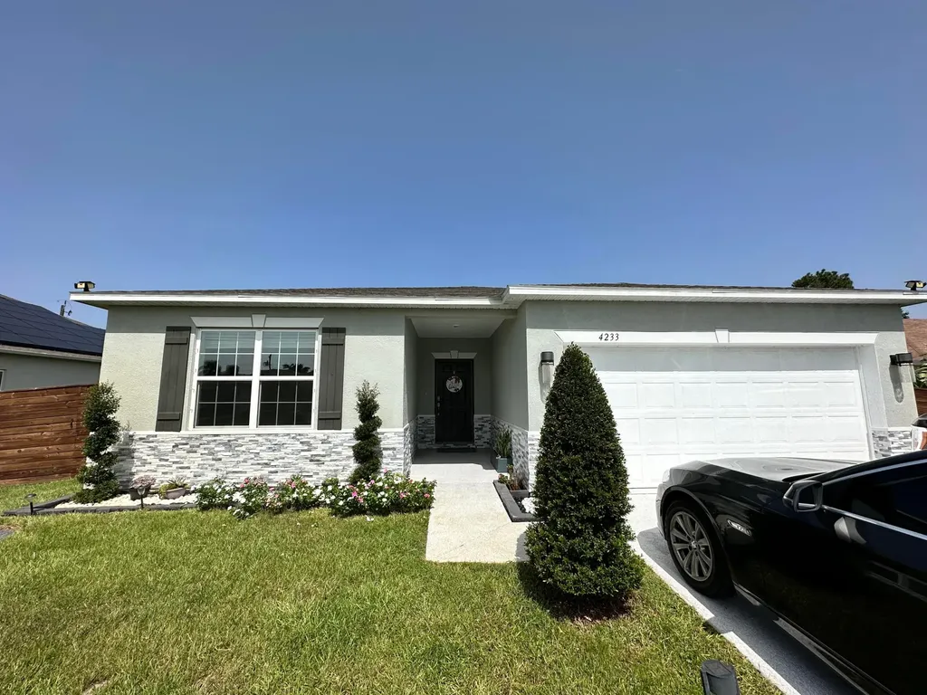 4233 SW Yalta Street Port St Lucie FL 34953