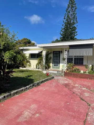 915 S M Street Lake Worth Beach FL 33460