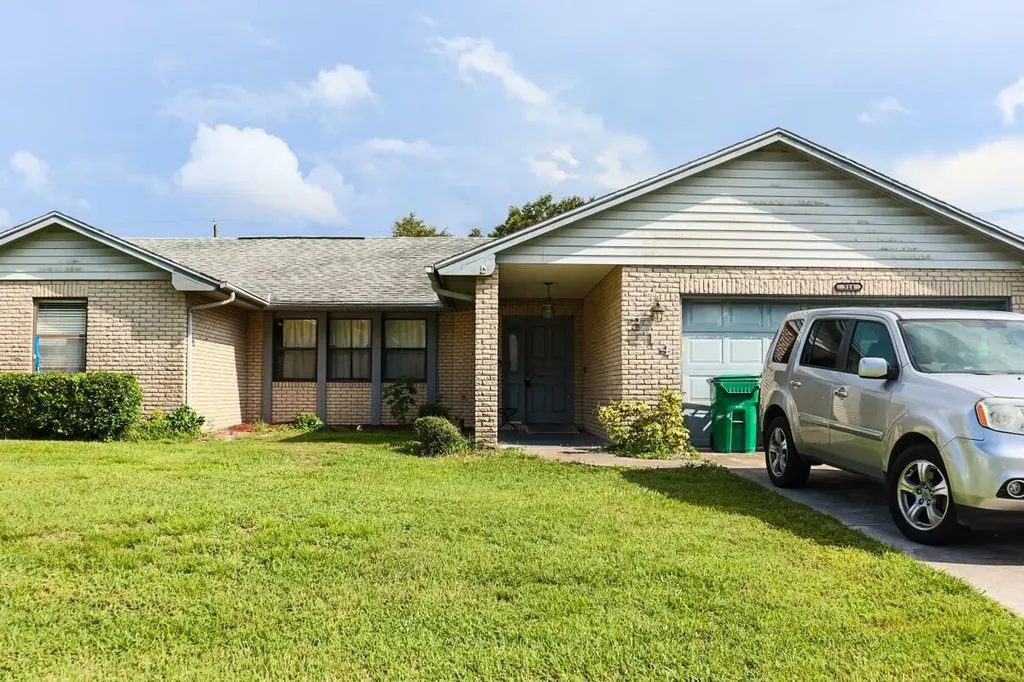 314 SE Thornhill Drive Port St Lucie FL 34983