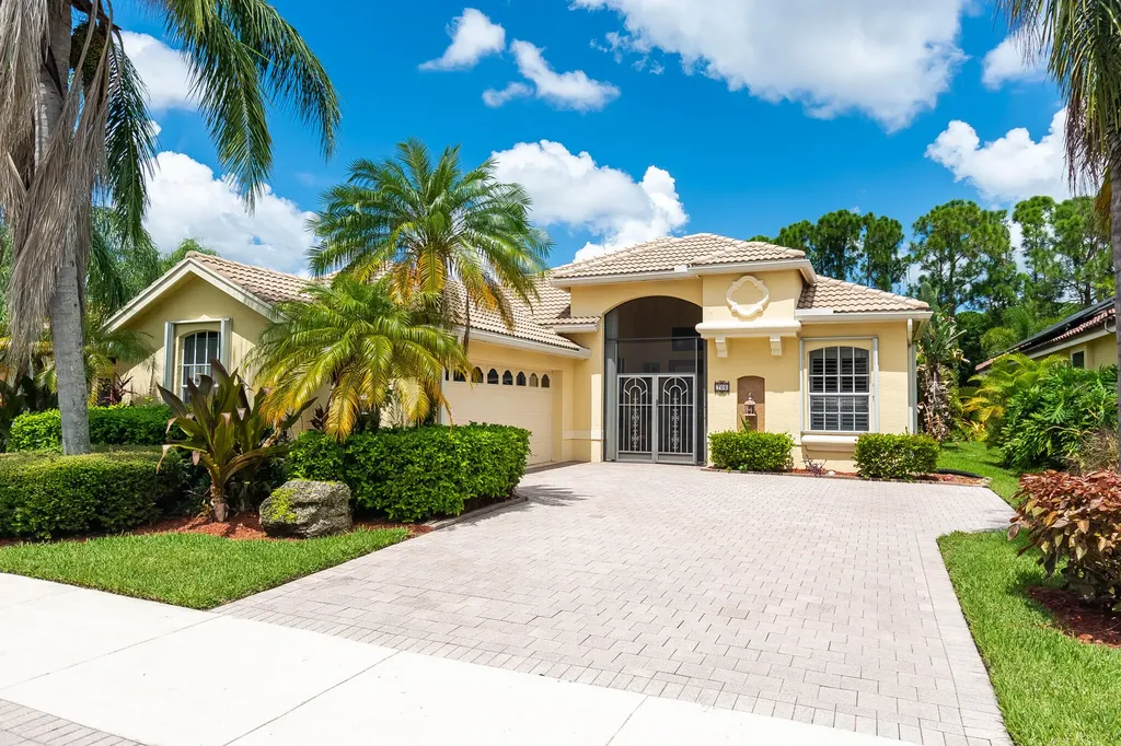 706 SW Great Exuma Cove Port St Lucie FL 34986