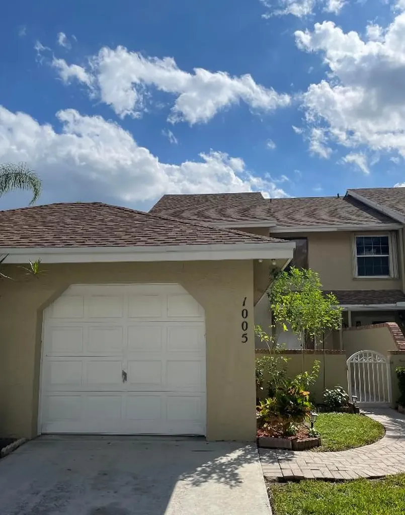 1005 Maplewood Drive Greenacres FL 33415