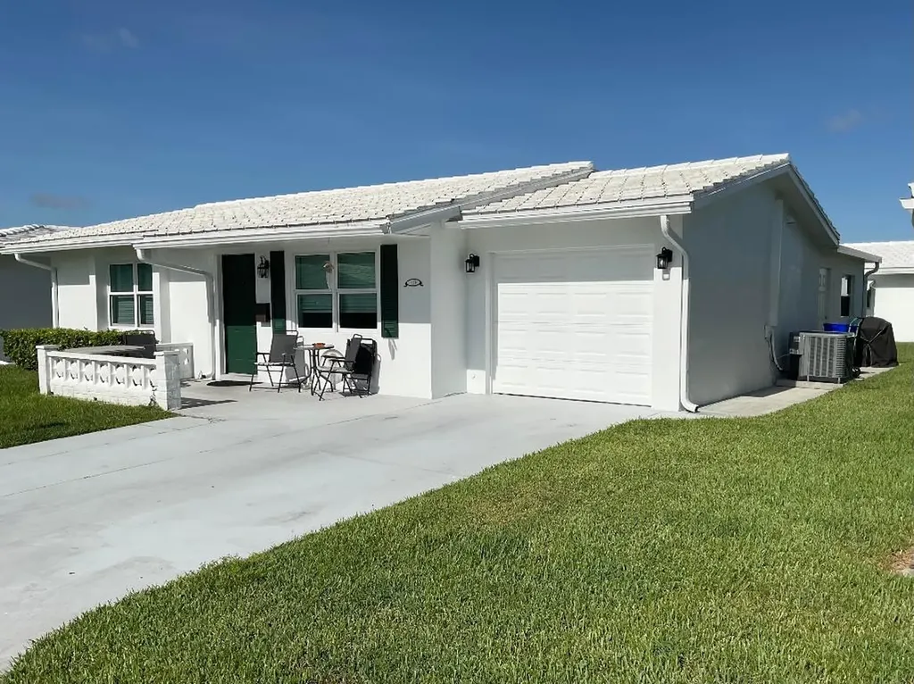 119 NW 10th Court Boynton Beach FL 33426