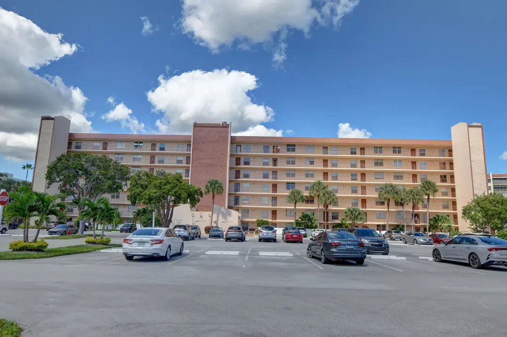 14527 Bonaire Boulevard Delray Beach FL 33446