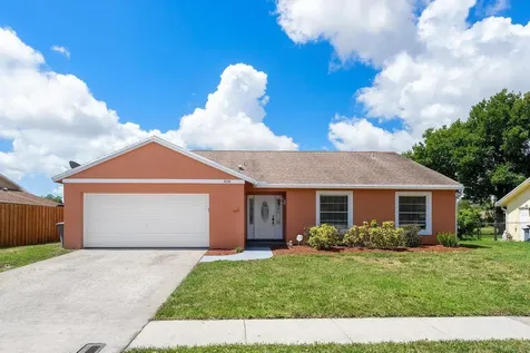8130 Rose Marie Circle Boynton Beach FL 33472